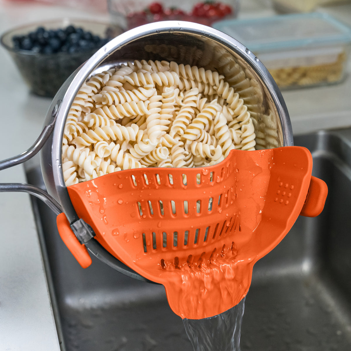 1pc Clip-On Pot Strainer – Hands-Free Silicone Colander for Pasta, Vegetables & More